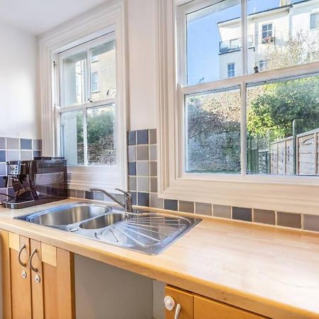 Апартаменти Victorian Flat Close To Station With Large Garden Brighton Екстер'єр фото